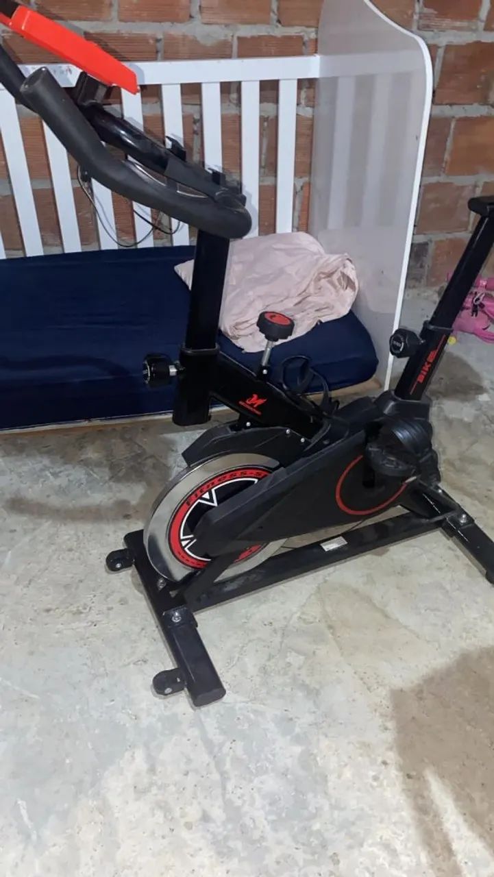 Bicicleta Ergométrica Spinning Profissional  - Foto 3