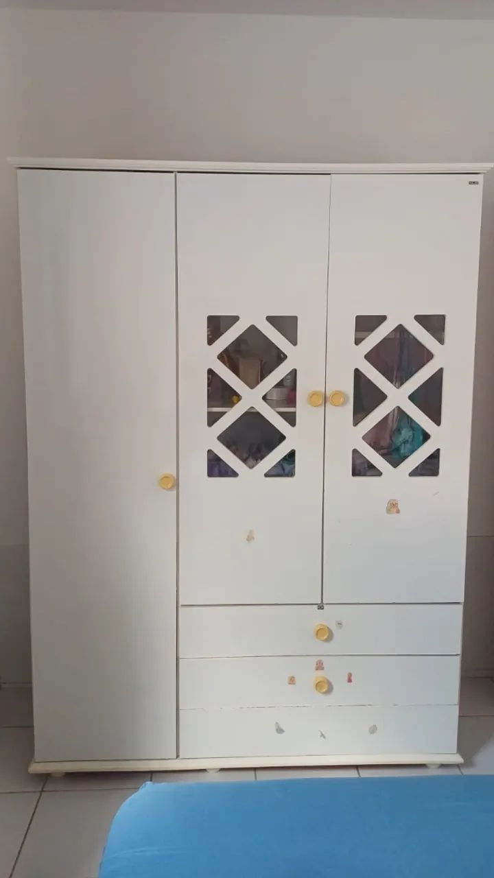 Guarda roupa infantil 