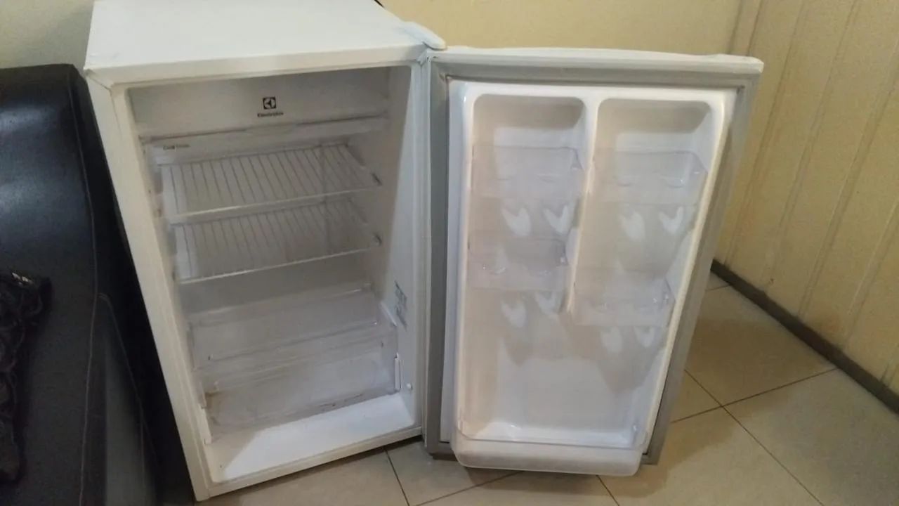 Frigobar Electrolux 122L - Foto 2