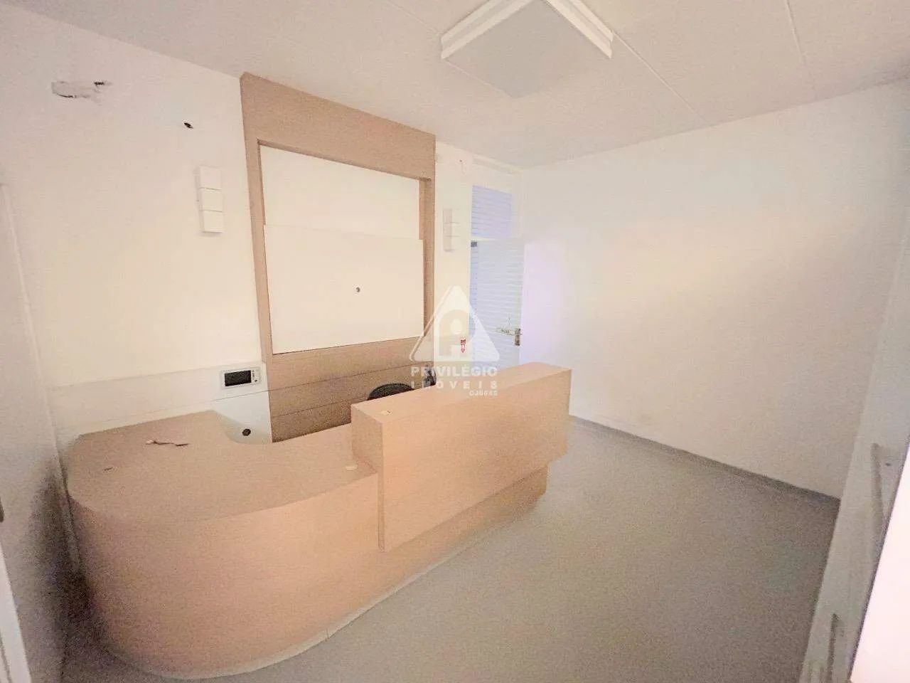 Sala comercial pronta para consultório médico em Botafogo  87 m²