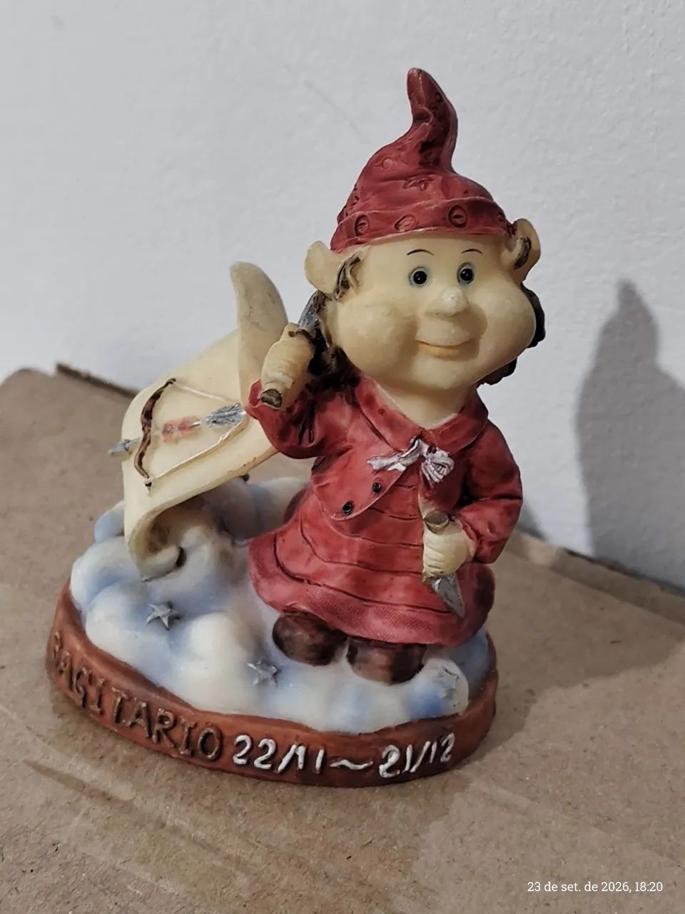 Escultura em resina resistente sagitário 