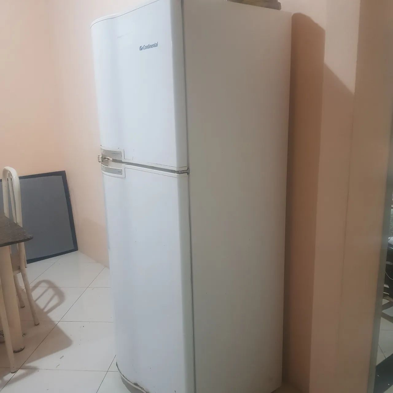 Geladeira em ótimo estado pega e usar  - Foto 2