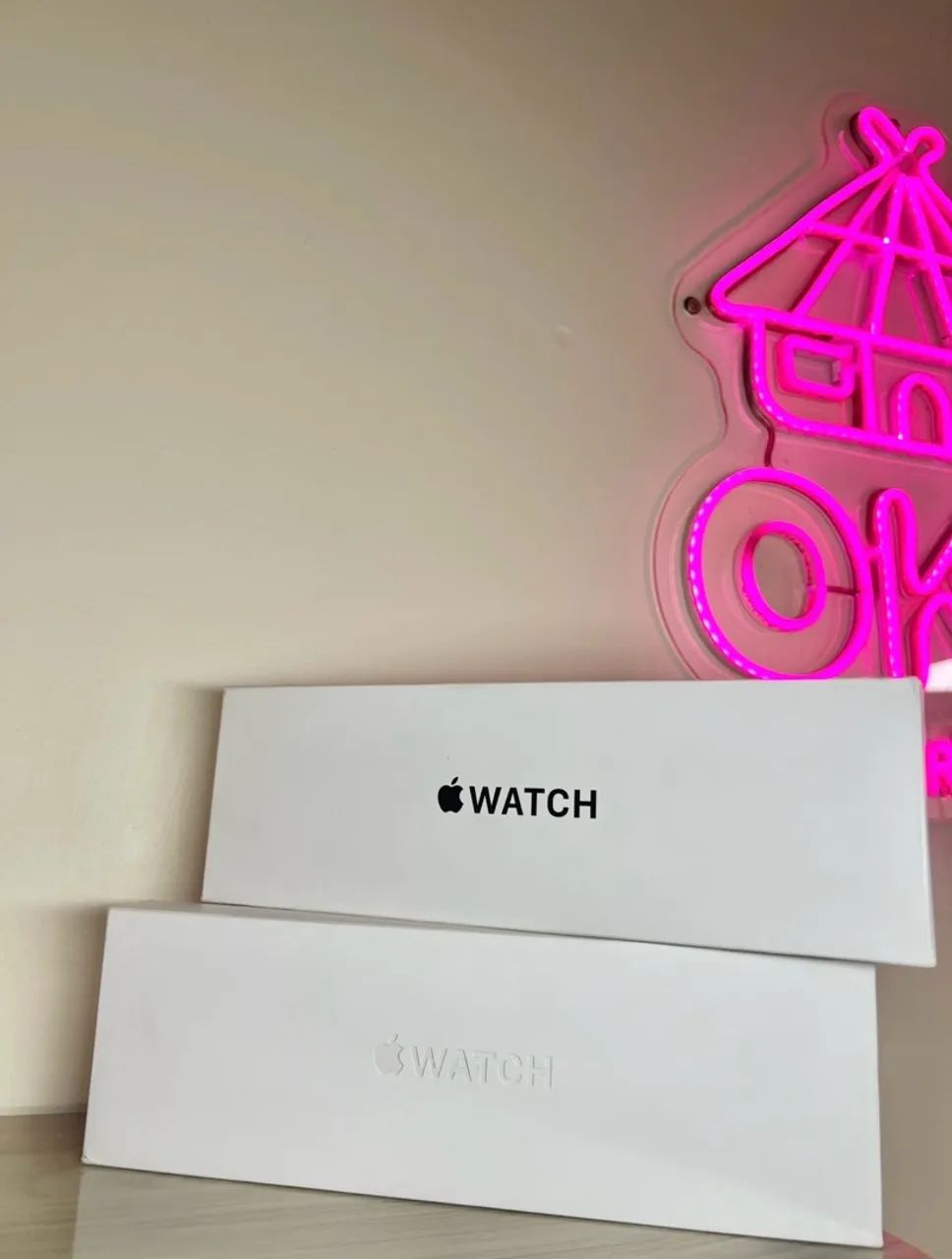 Apple Watch S10 Apple Watch SE 2