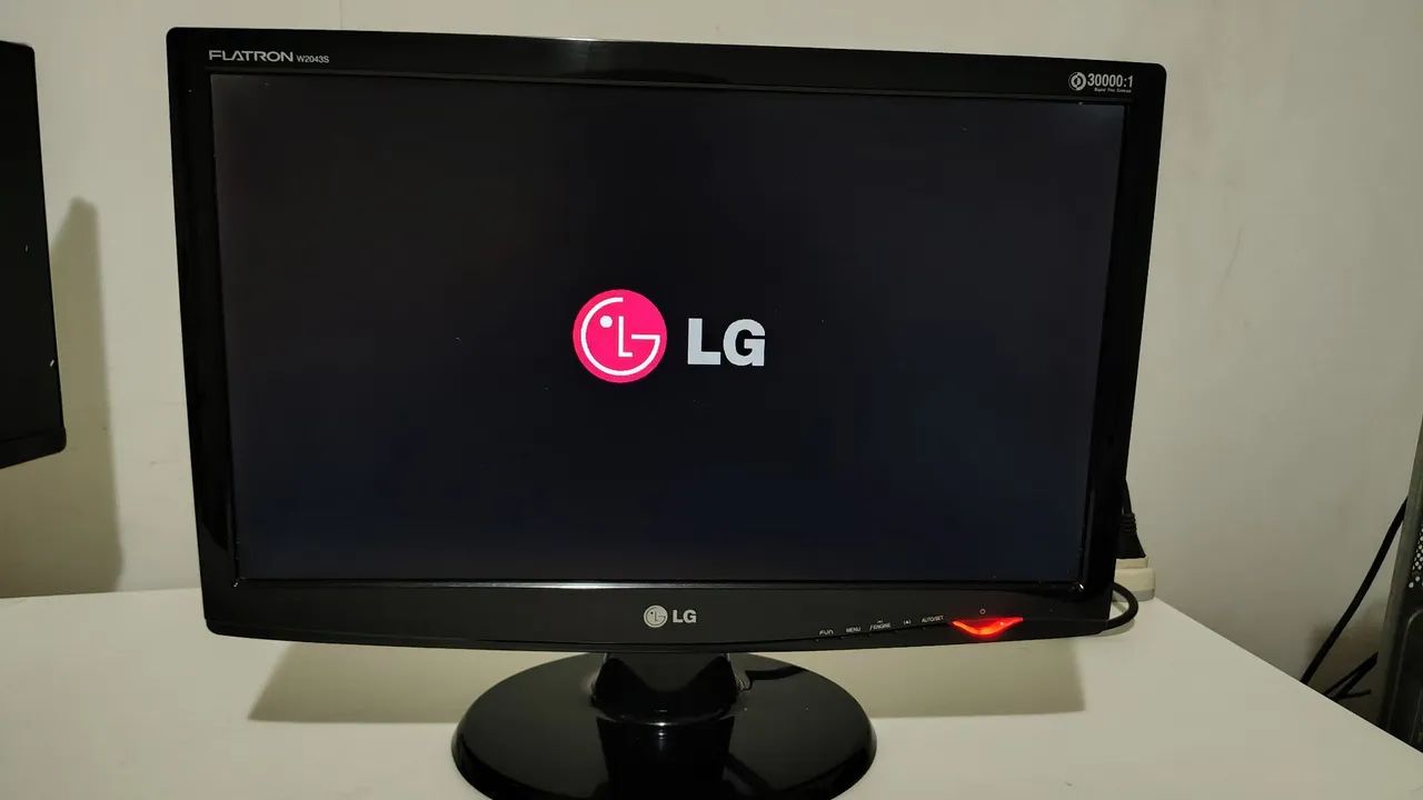 Monitor LG Flatron 20" Widescreen (1600x900) 
