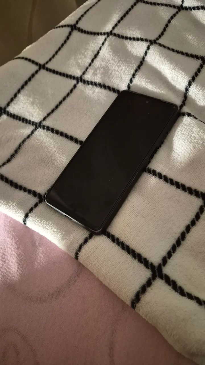 Samsung Galaxy M52 5g usado