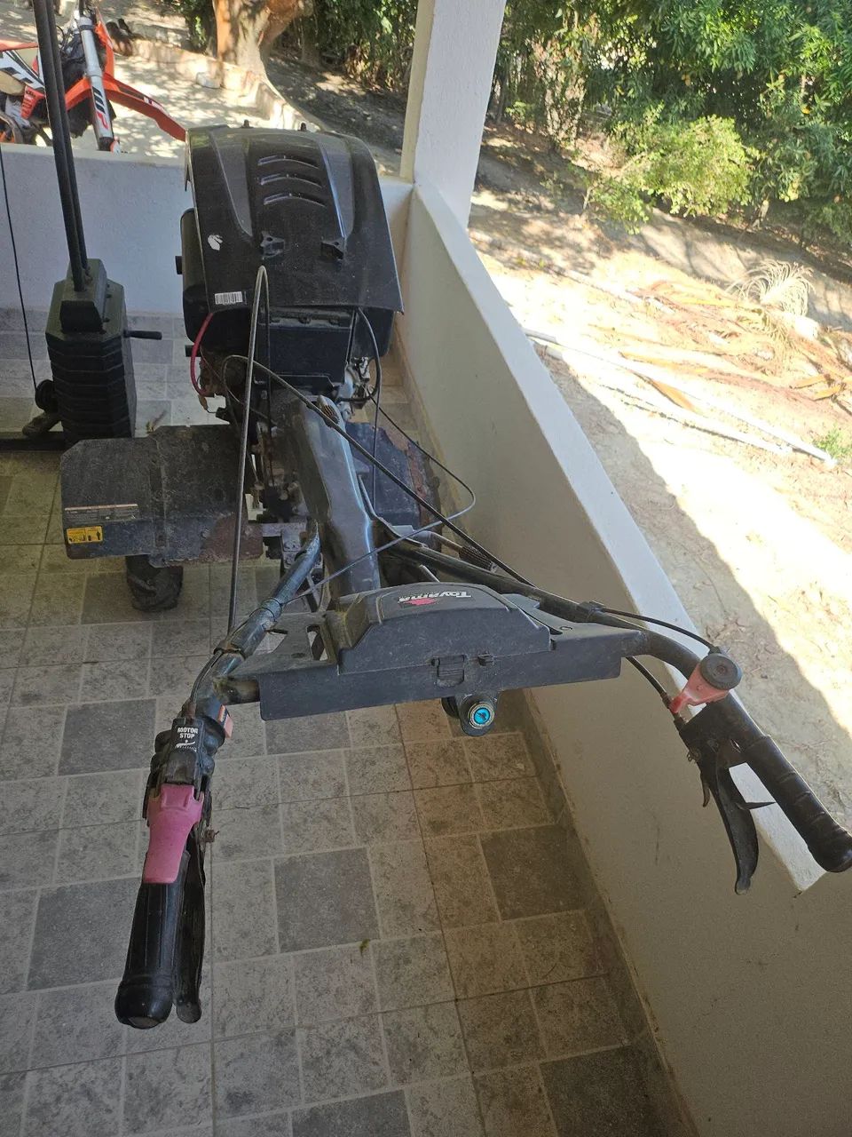 Vendo motocultivador TOYAMA A DIESEL