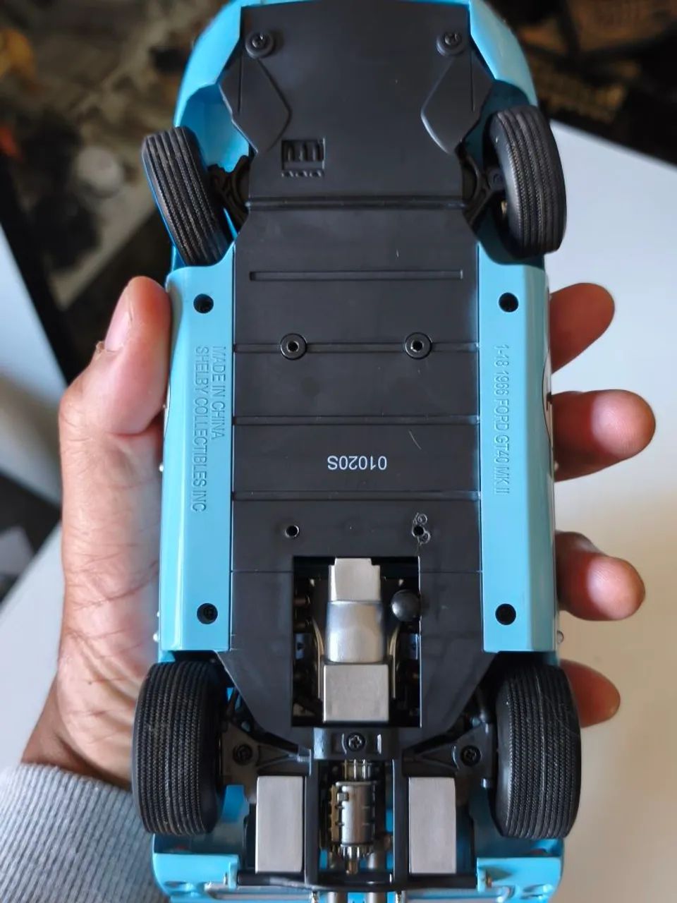 Veículo miniatura Shelby Ford GT-40 MK II - Foto 4