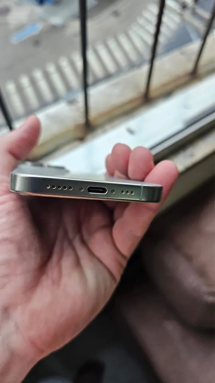 iPhone 16 pro 256, leia a descrição  - Foto 4