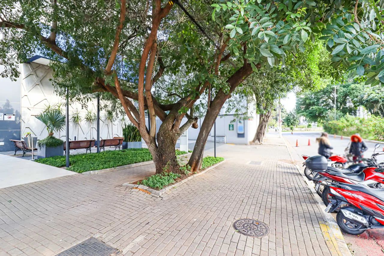 Sala comercial na Rua Luiz Seráphico Júnior, 511 - Conjunto 141  316 m² - Foto 5
