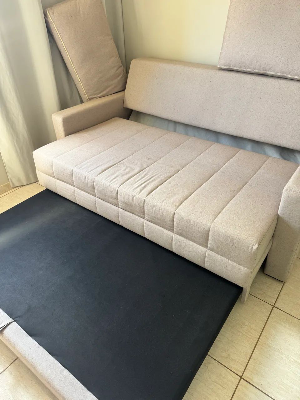  Sofá-Cama 3 Lugares Bege em Linho - Praticamente Novo - Foto 4