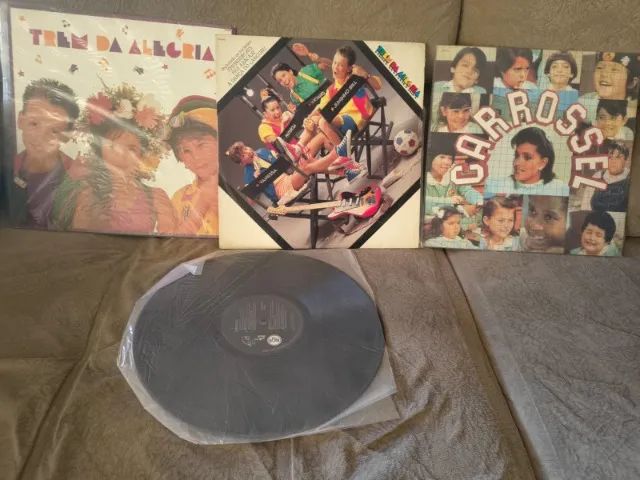 Coleção 3 Discos de Vinil Trem da Alegria e Carrosel - Foto 2