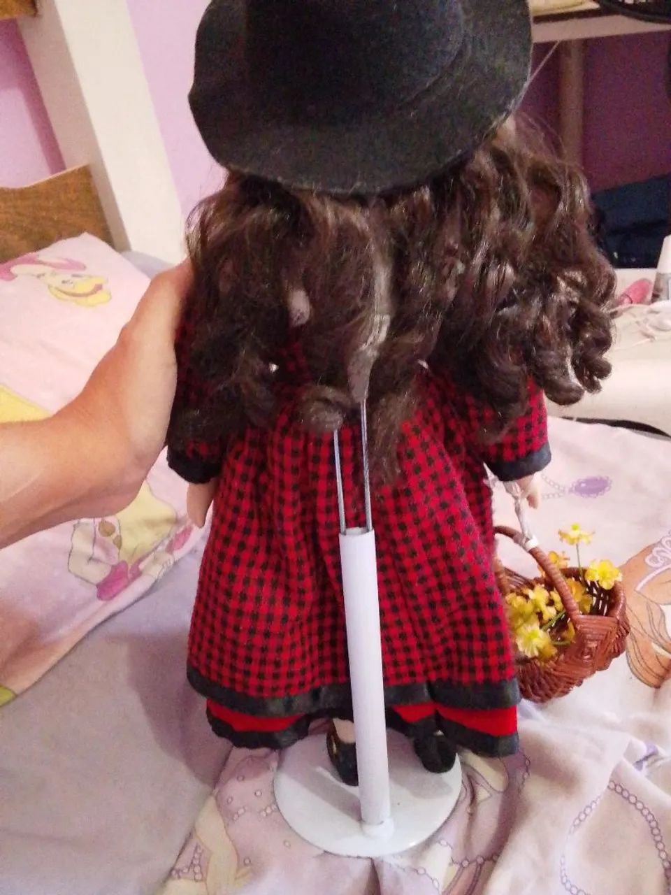 Boneca haunted de porcelana - Foto 4
