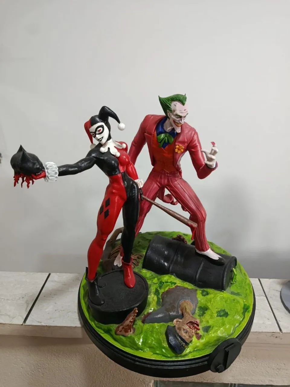 Alerquina e coringa em 3d - Foto 2