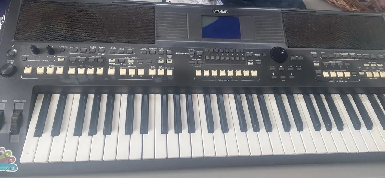 Teclado Yamaha PSR S670 - Foto 4