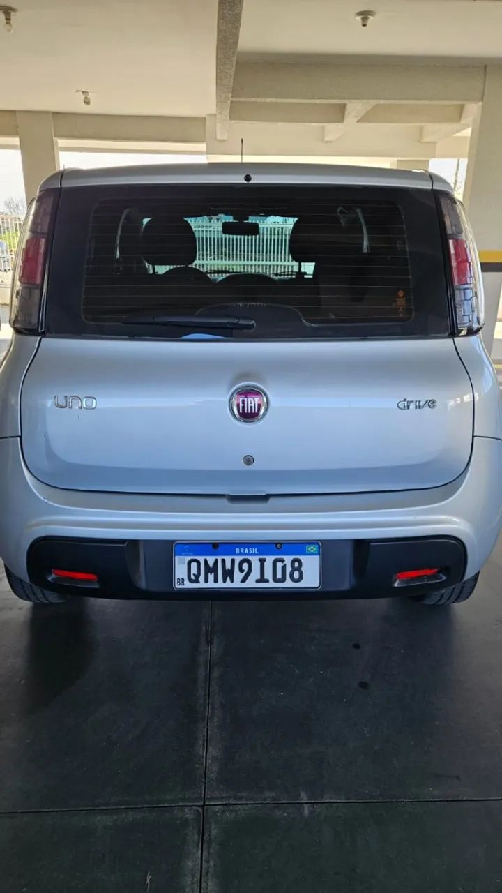 Fiat Uno Drive 1.0 Flex 6V 5P 2018 - Foto 4