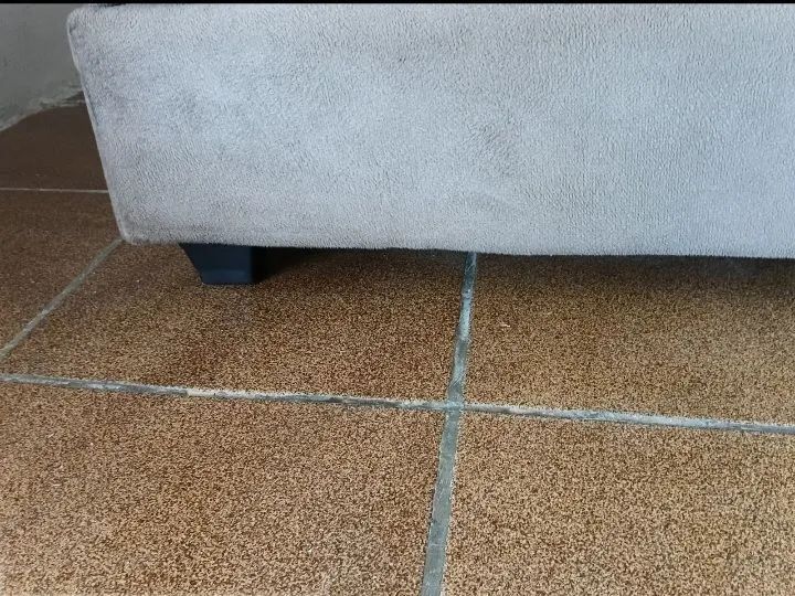 VENDO SOFA CAMA POUCO USO 400,00 - Foto 5