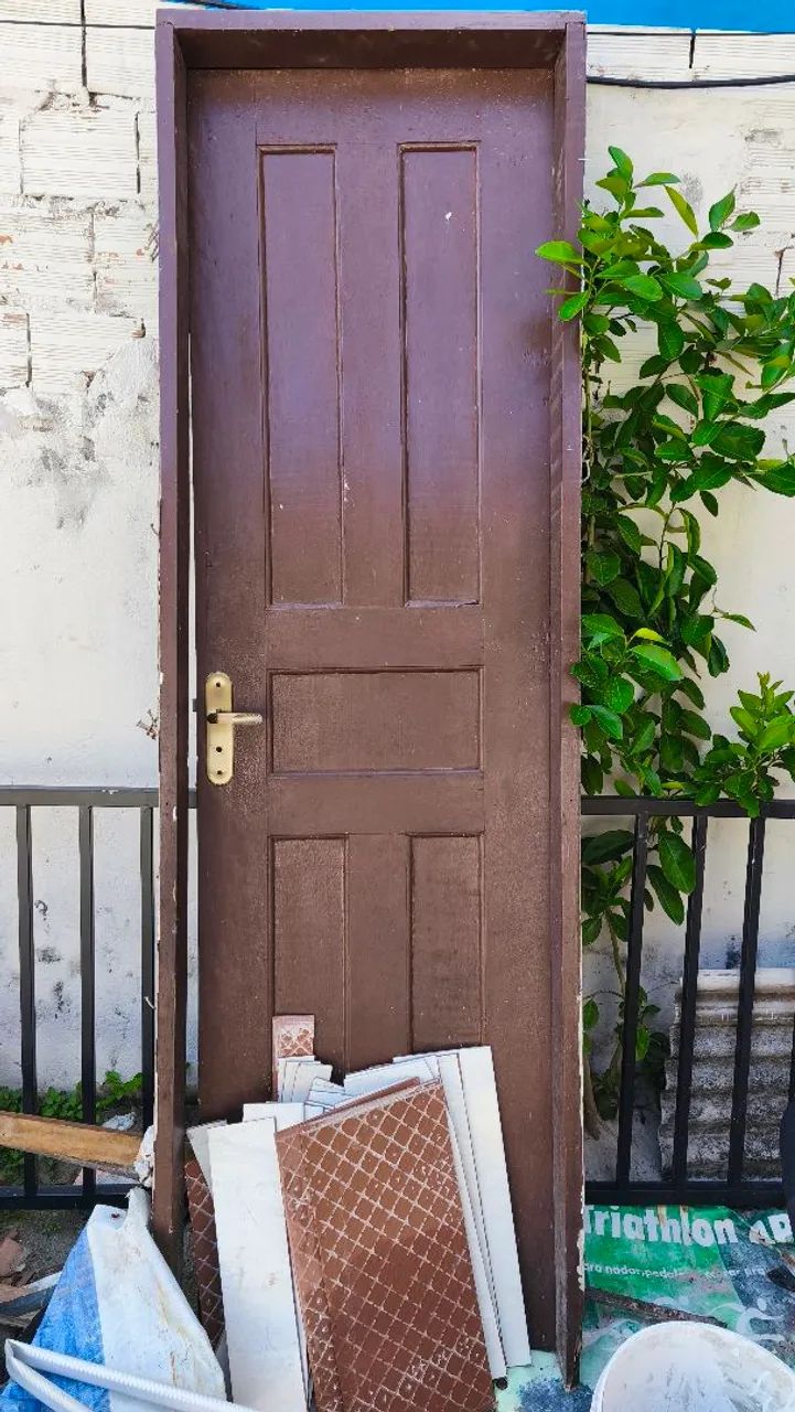 Porta de madeira com Caixilho - Foto 2