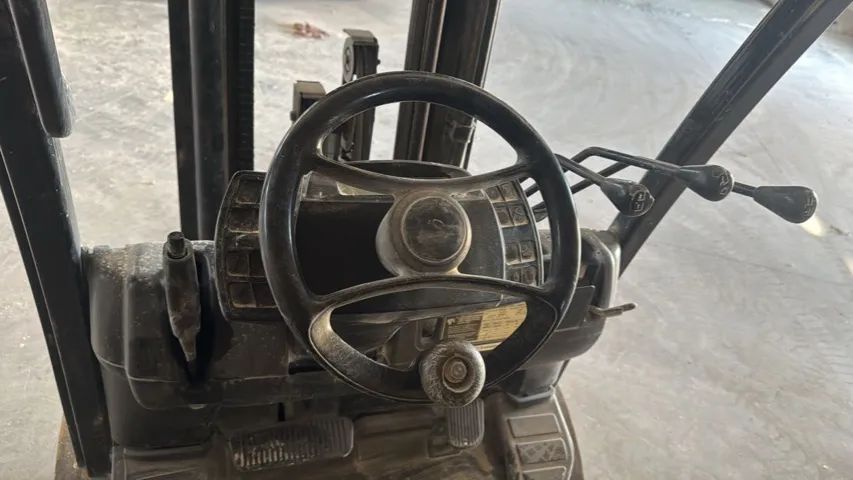 Empilhadeira Yale 2,5 TONS - Foto 4