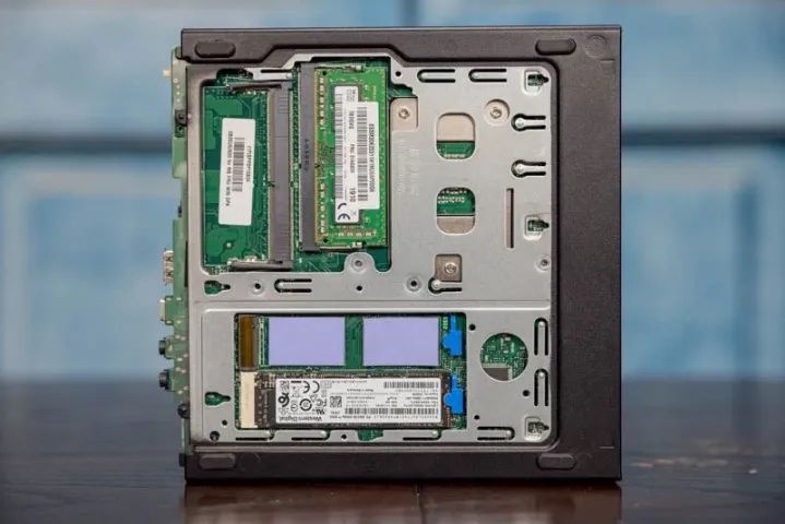 Mini Pc Workstation Lenovo P330 Core i7-8700T  Nvidia Quadro P620 2GB - Foto 5