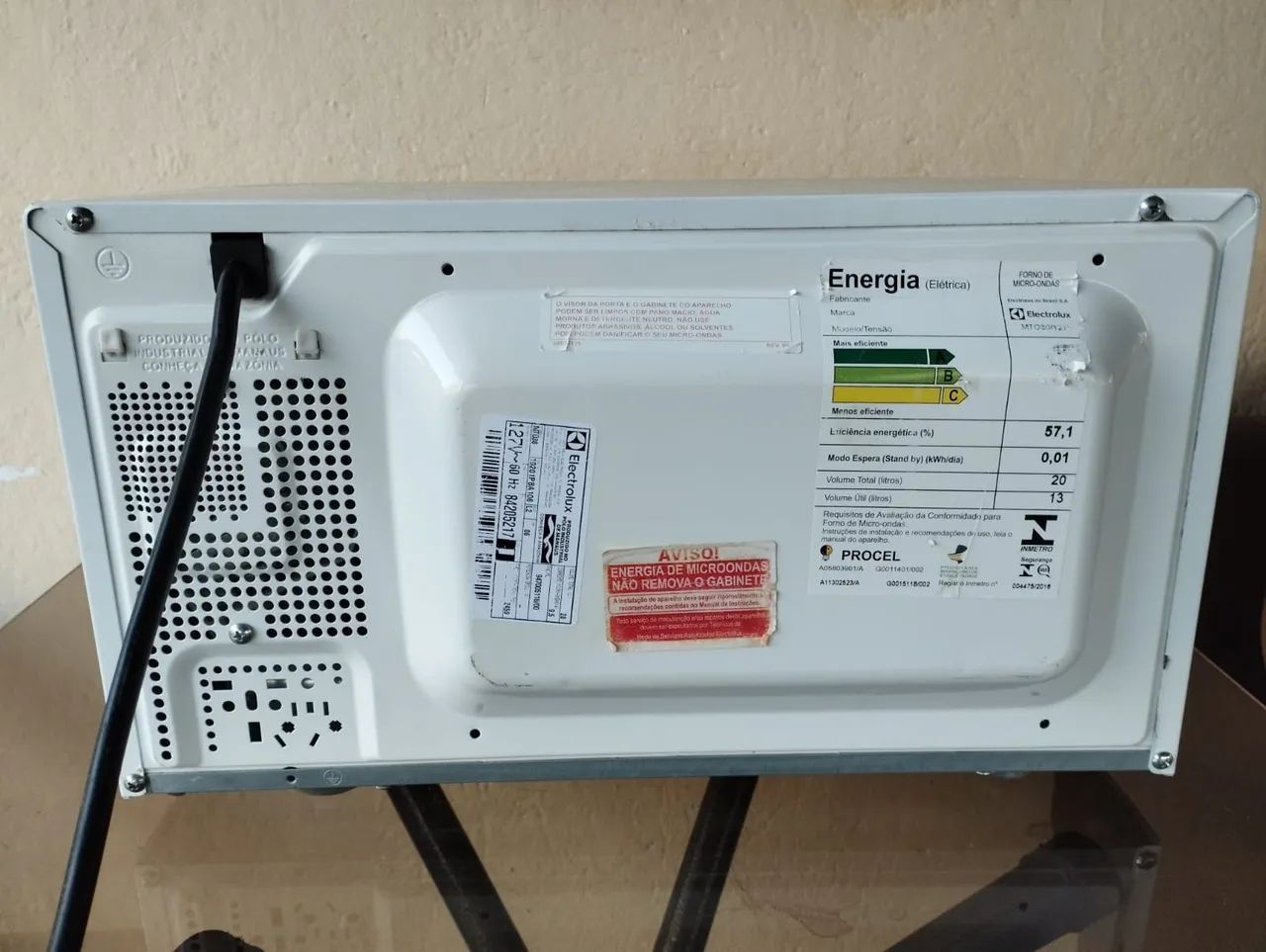 Microondas Electrolux de 20 litros - Foto 4