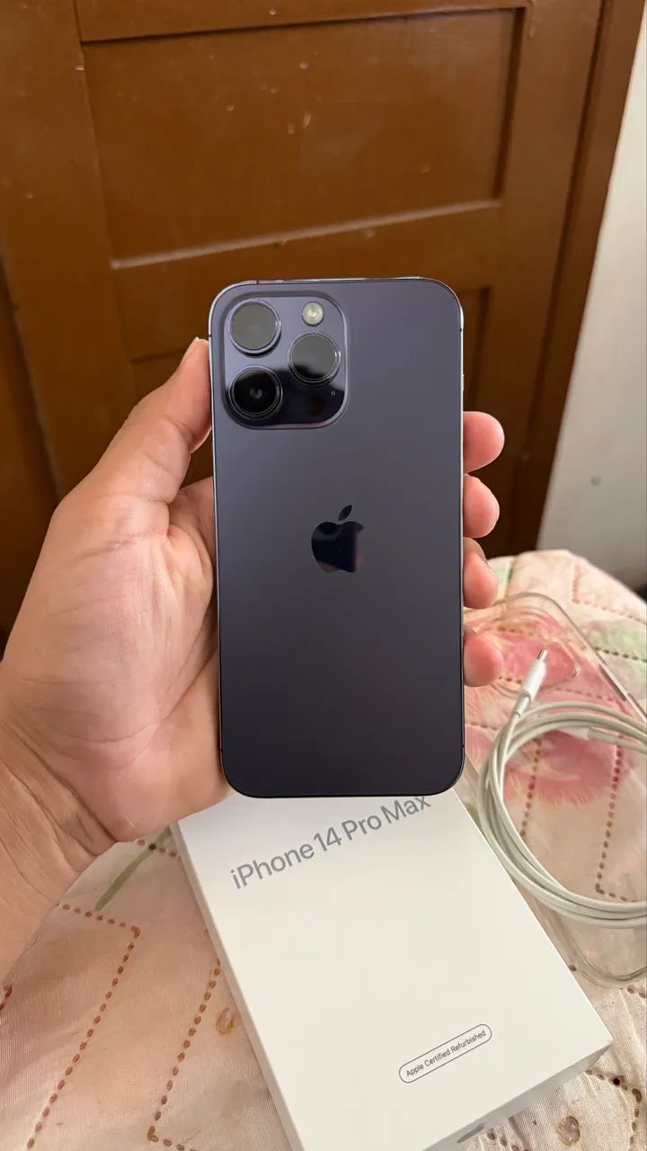 iPhone 14 Pro Max Roxo