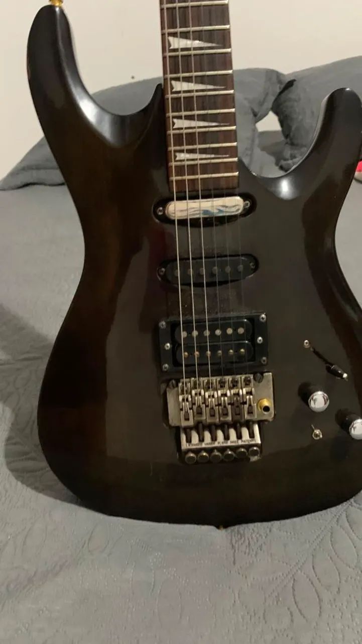 Guitarra Strinberg