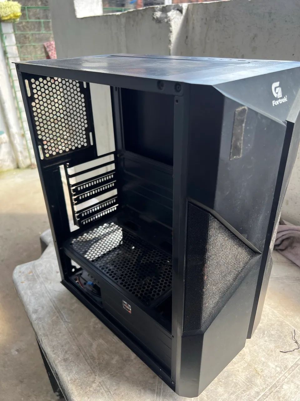 Gabinete game fortrek - Foto 3