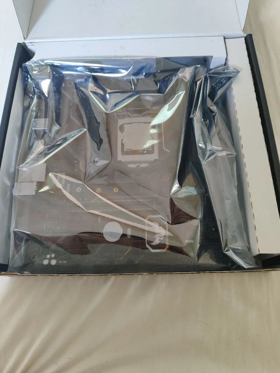 Kit Placa mãe ASUS TUF H310m + Processador I5 9400f - Foto 2
