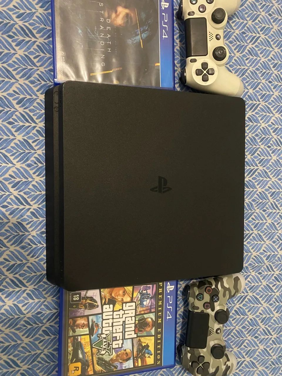 PS4 1TB EM EXCELENTE ESTADO