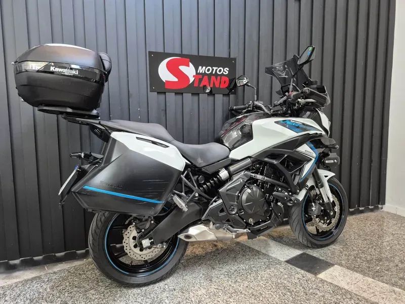 Kawasaki Versys 660 cc  - Foto 4