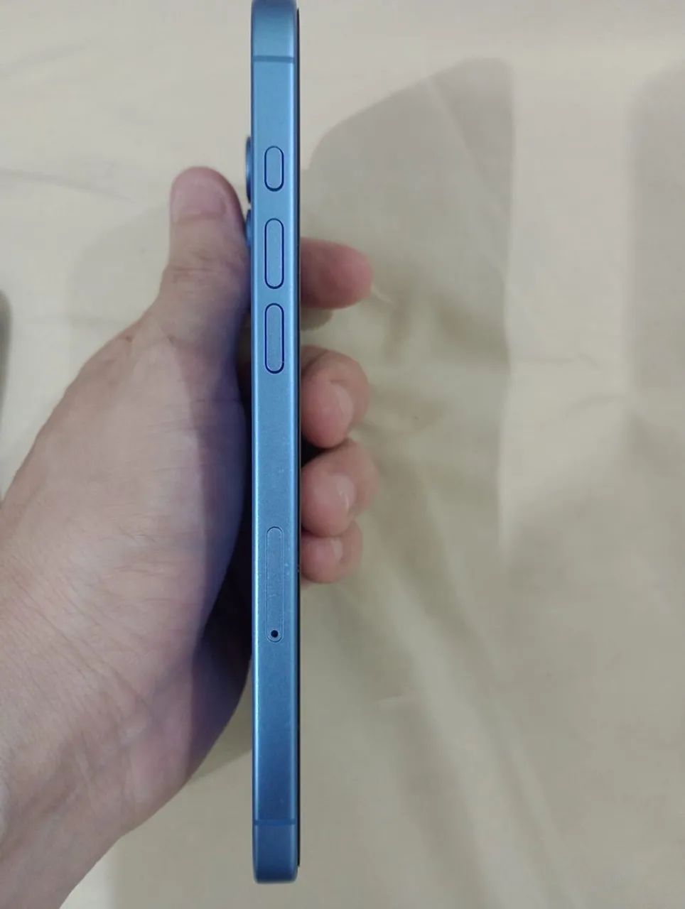 iPhone 16 PLUS - Foto 4