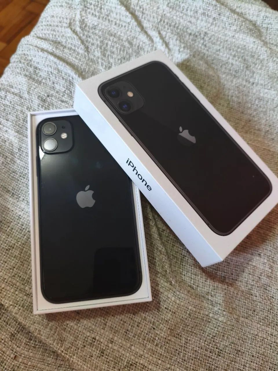 VENDO IPHONE 11 (64G) - PRETO
