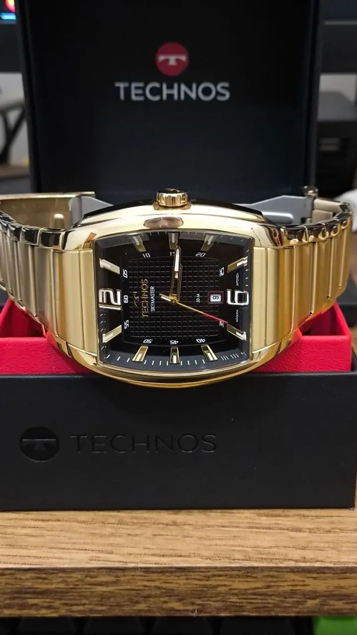 Relógio Masculino Technos Skydiver Dourado. 