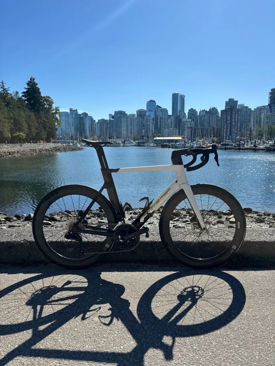 Felt AR Advanced 105 Di2 - 2025 - Foto 2