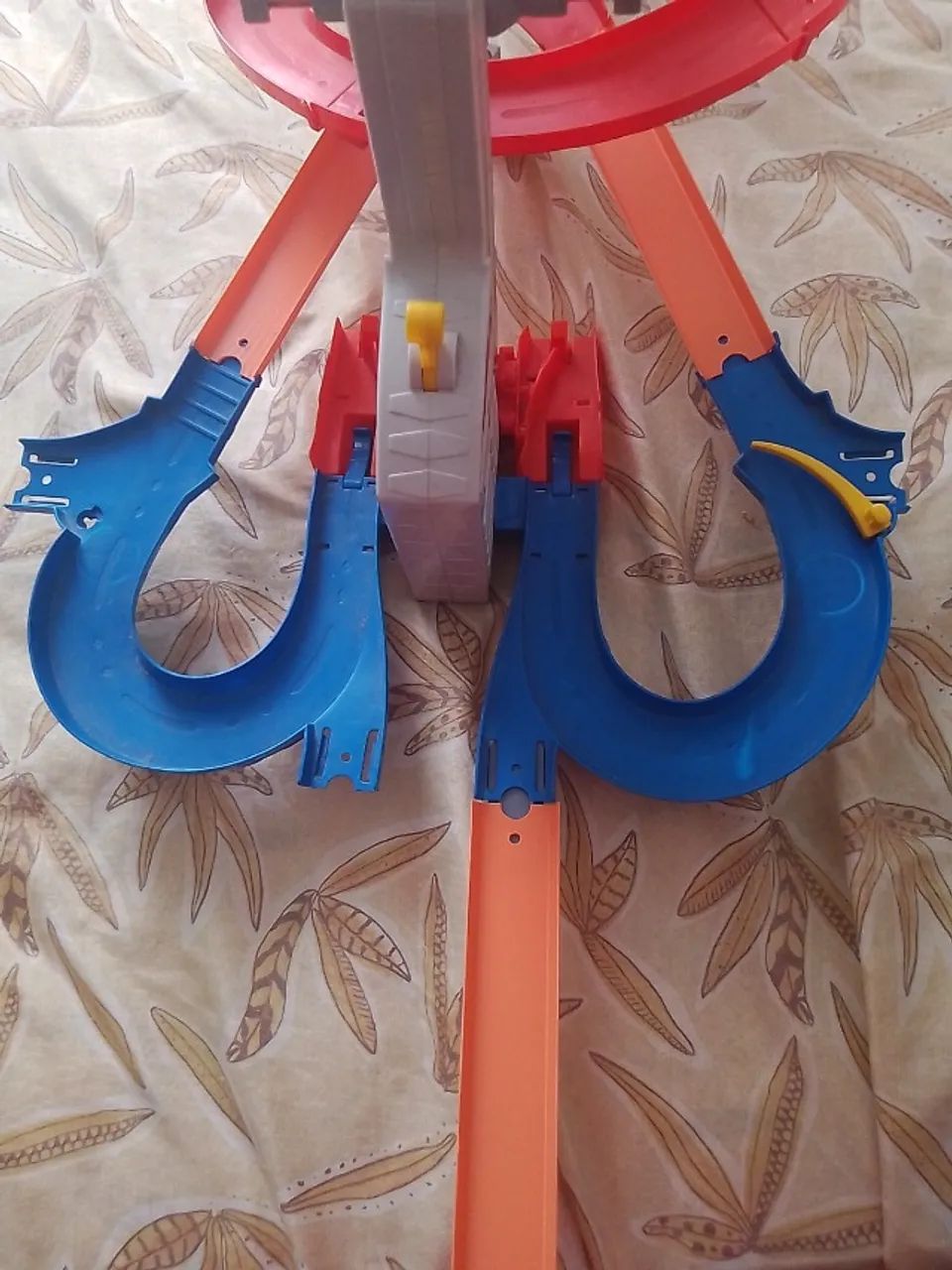 Pista com 2 elevador hot wheels - Foto 2