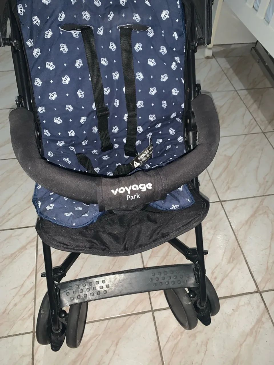 Carrinho de bebê usado + balanço de brinde - Foto 3