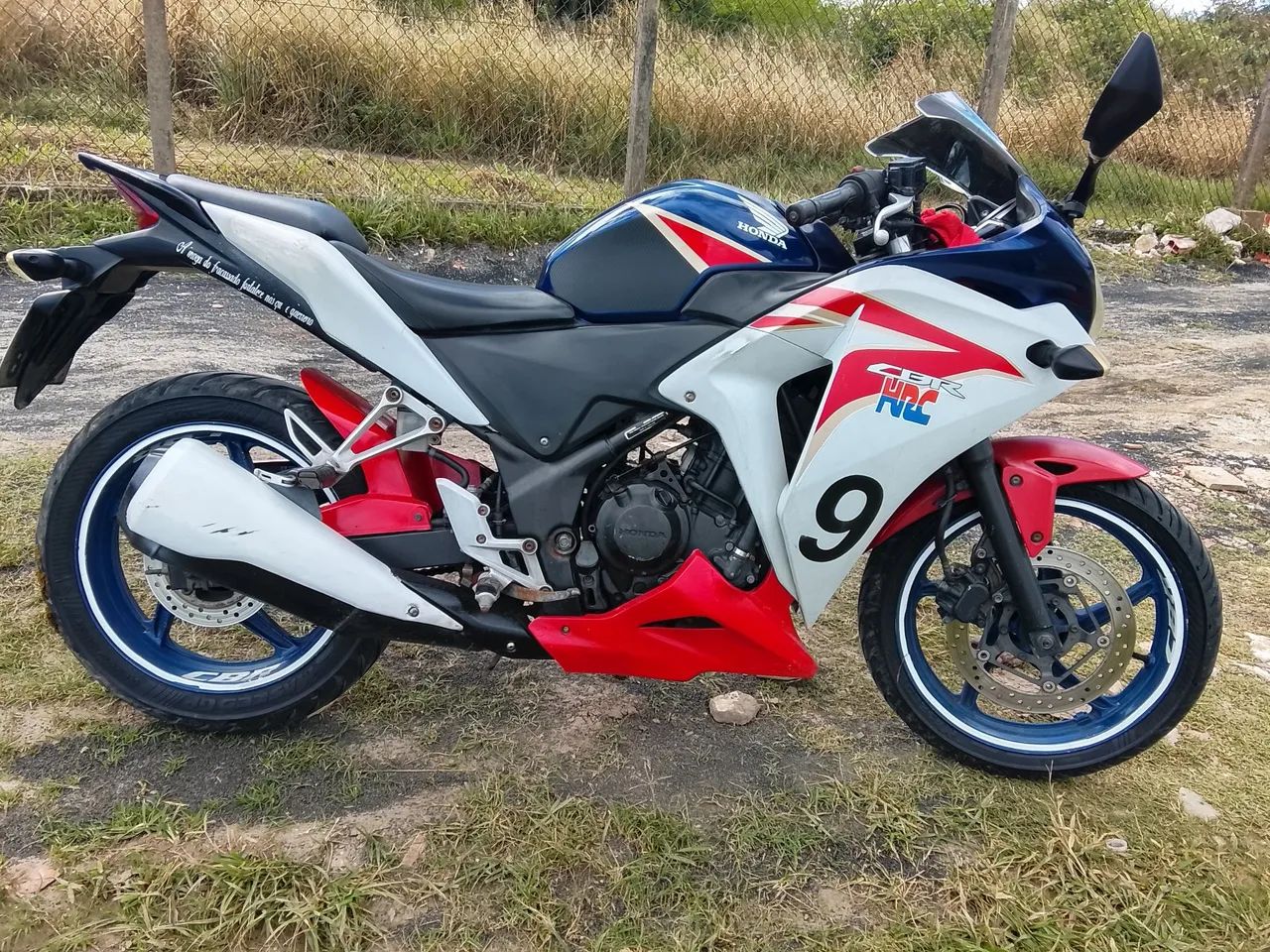 CBR 250  - Foto 2