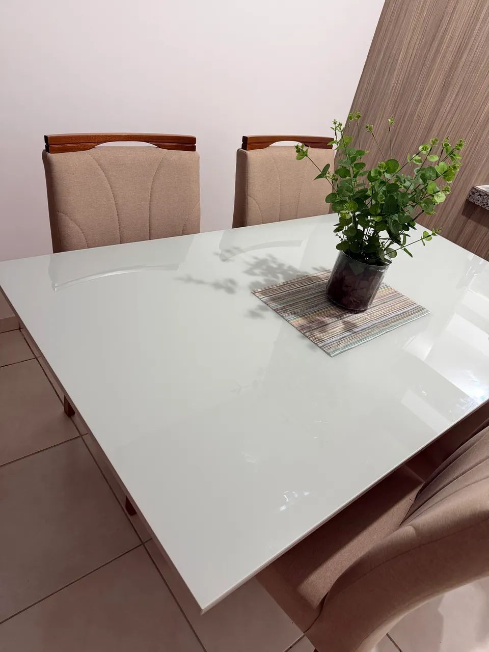 Mesa 6 lugares , com 4 cadeiras  - Foto 5