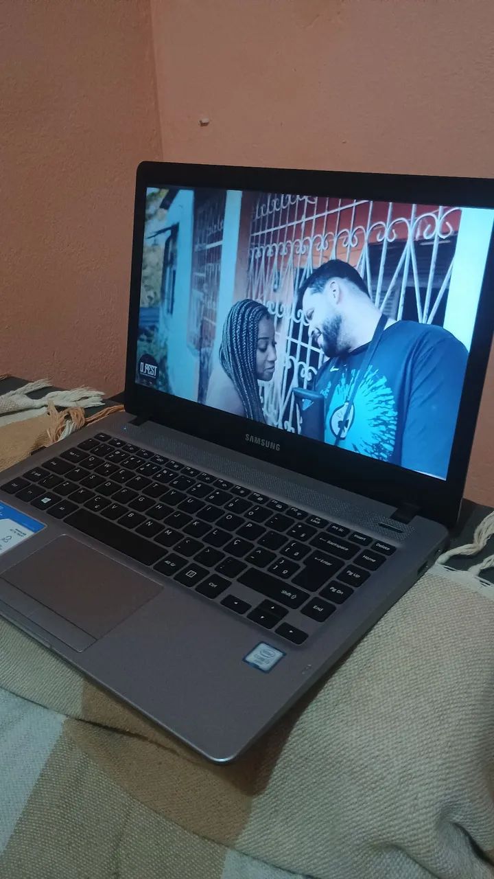 Notebook Samsung Essentials