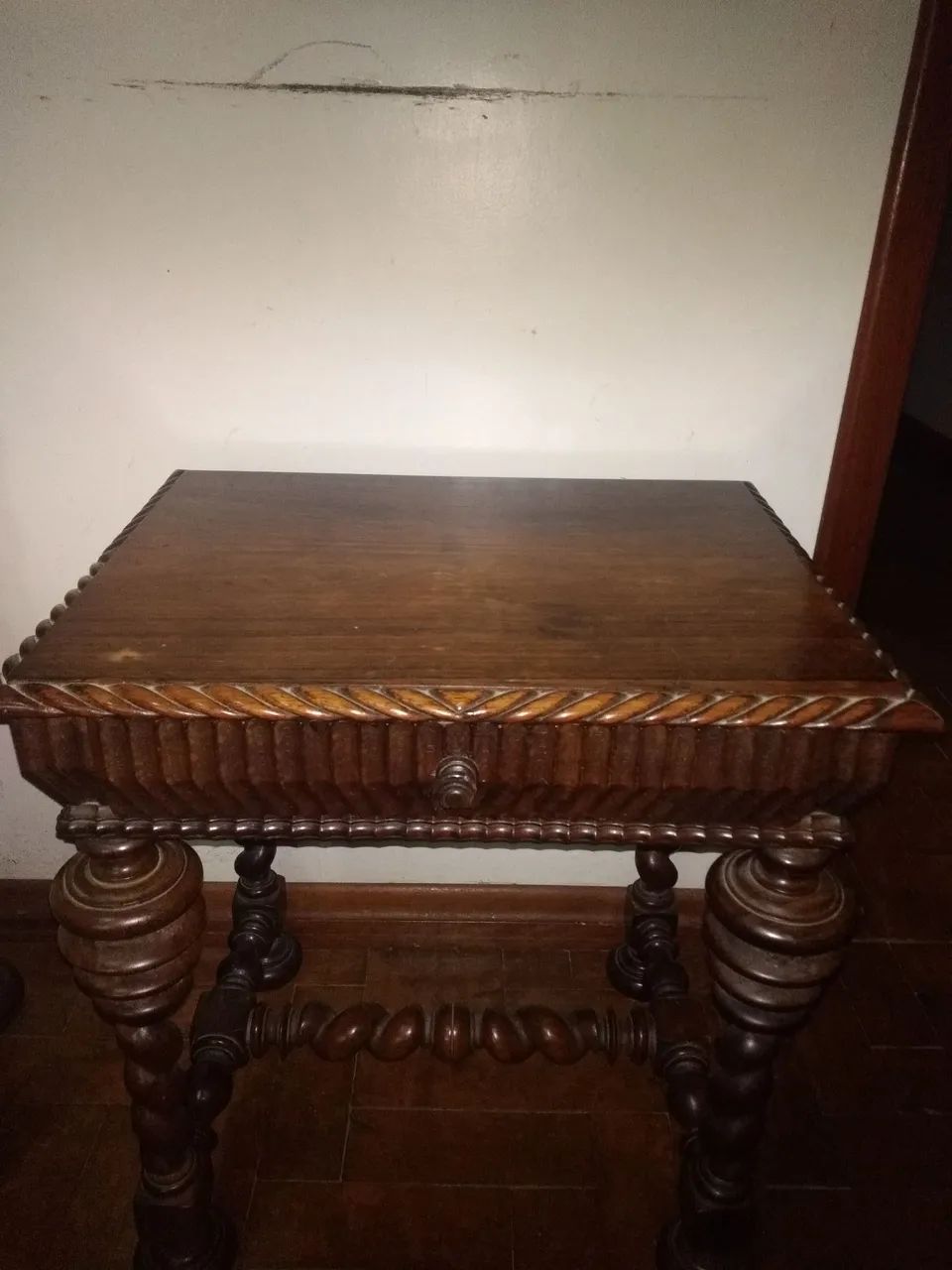 Conjunto de quarto estilo Manuelino - Foto 5