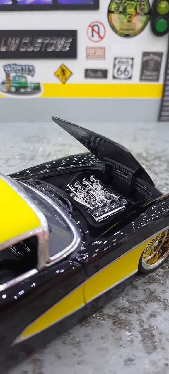 Miniatura jada toys 1:24 - Chevrolet Corvette 1957 Custom