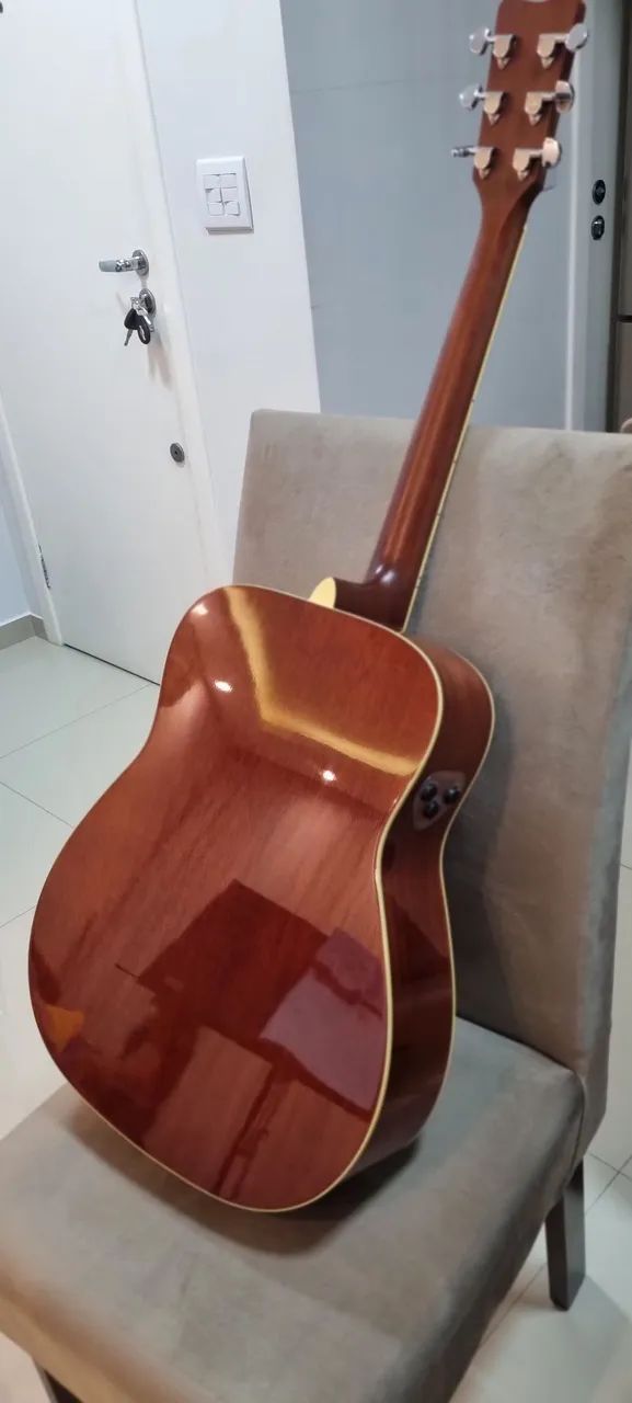 Vende-se Violão Yamaha  - Foto 5