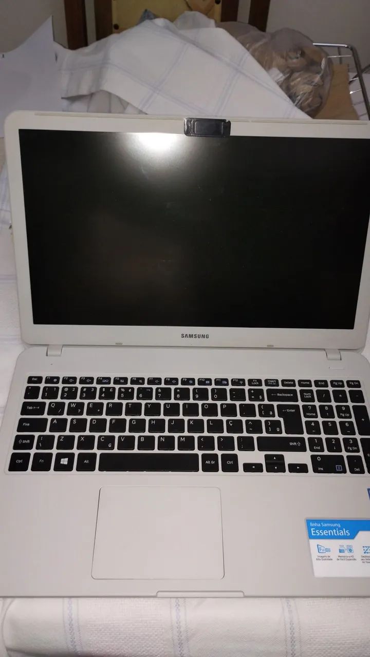 Notebook Samsung Conservado + Carregador Original + Mouse de Brinde (Com Manual)