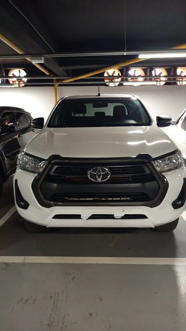 Toyota Hilux CD 4X4 2.8 DIESEL AUT. 2022