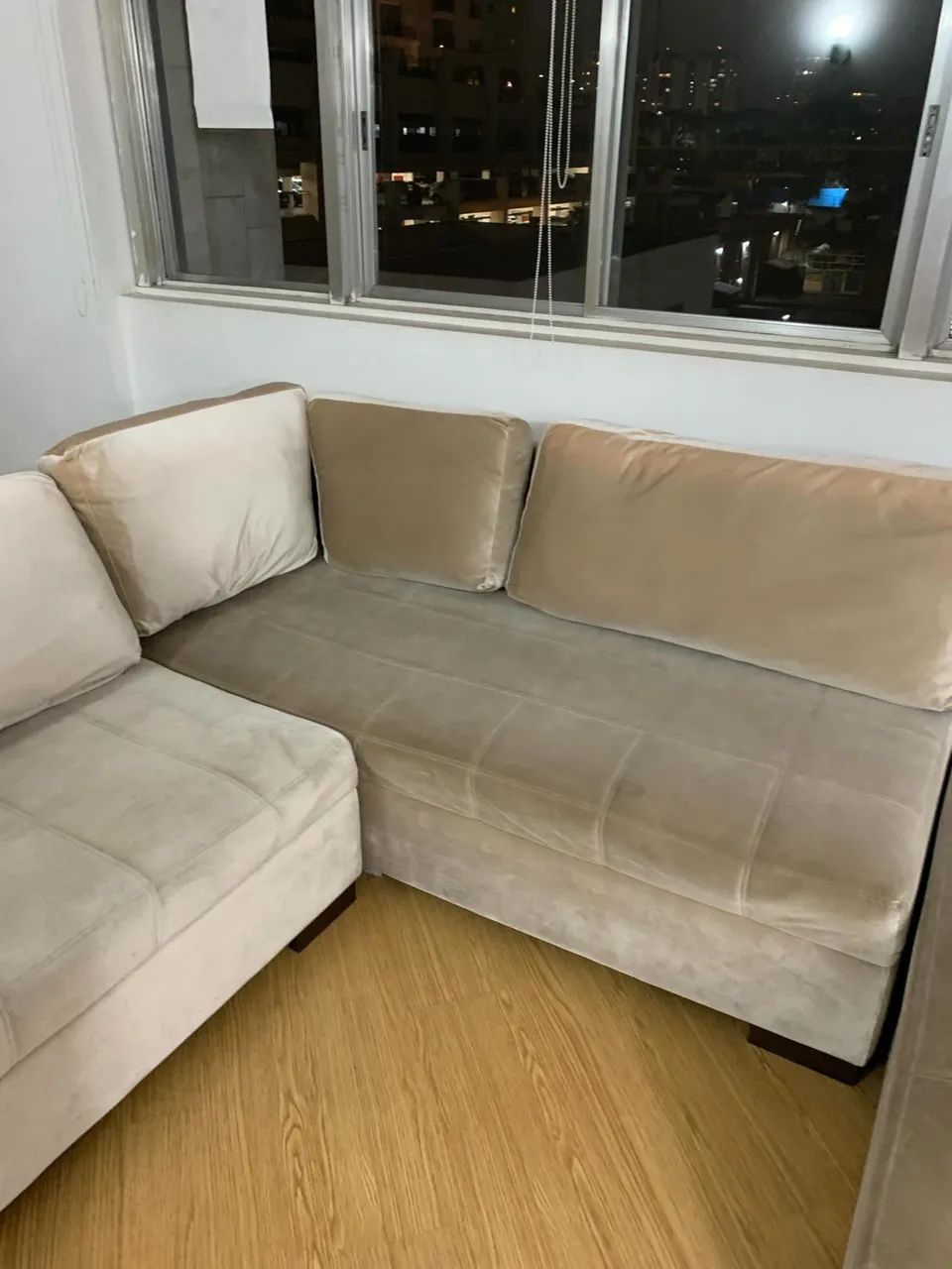 Sofá modular em L de veludo bege - Excelente estado - Foto 2