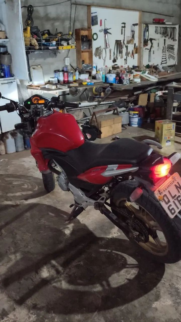 Cb 300  - Foto 3