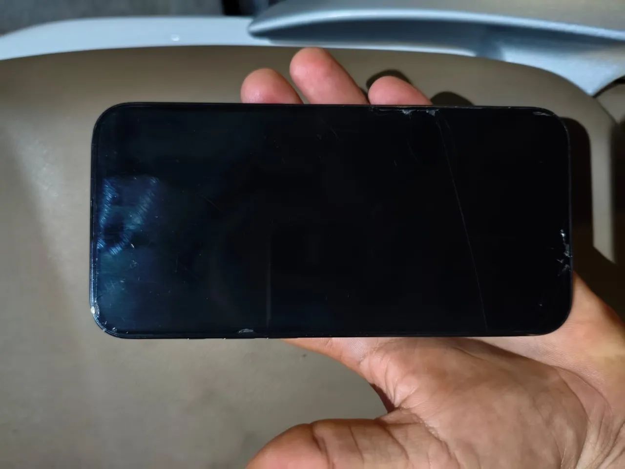 iPhone 16 plus  - Foto 2