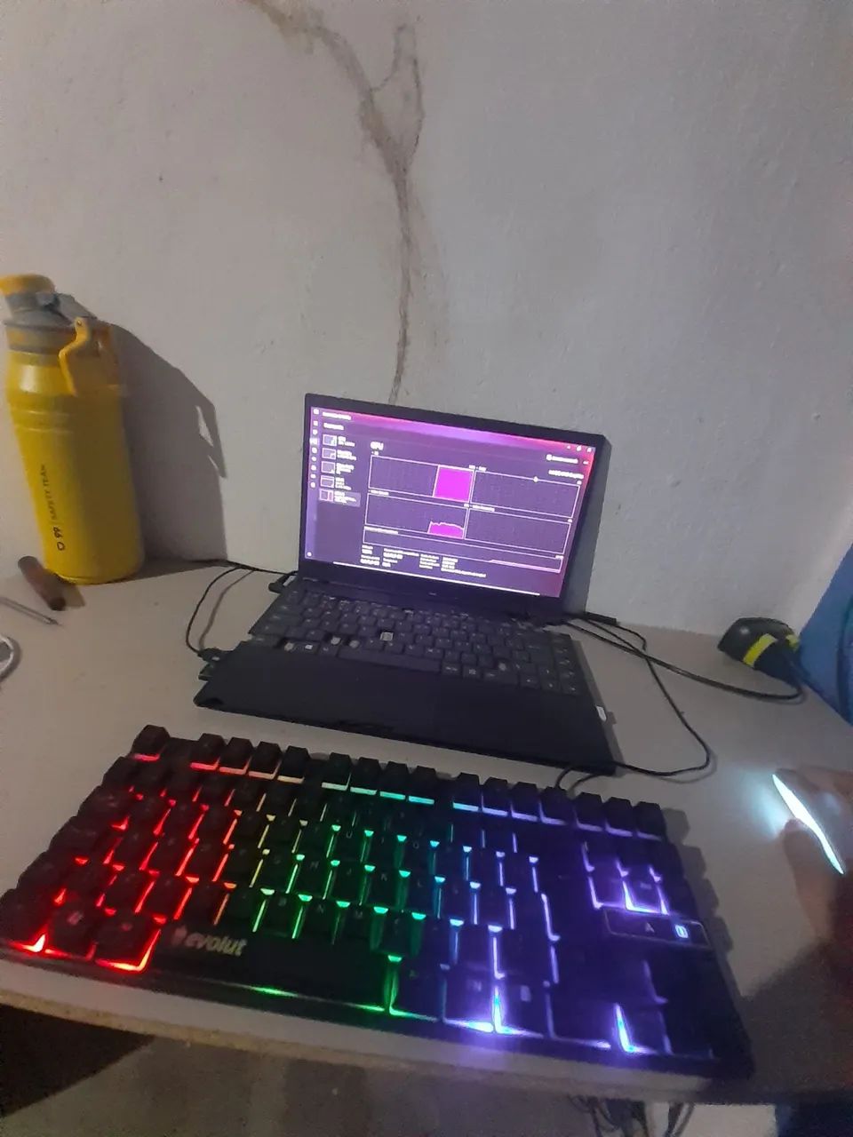 Notbook vaio com defeito na carcaça mais funcionar normal  - Foto 2
