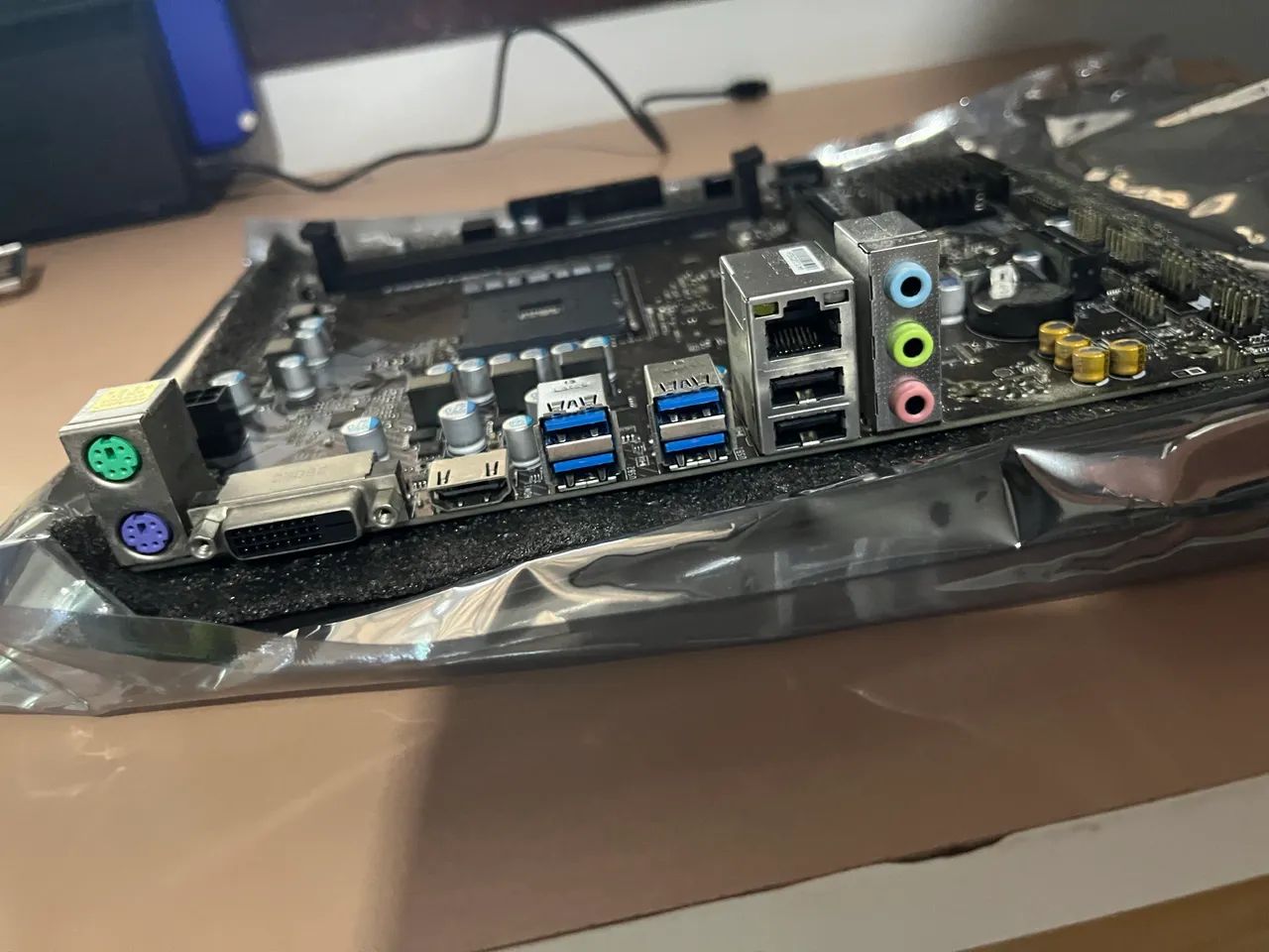 placa mãe A320-A Pro MSI - Foto 3