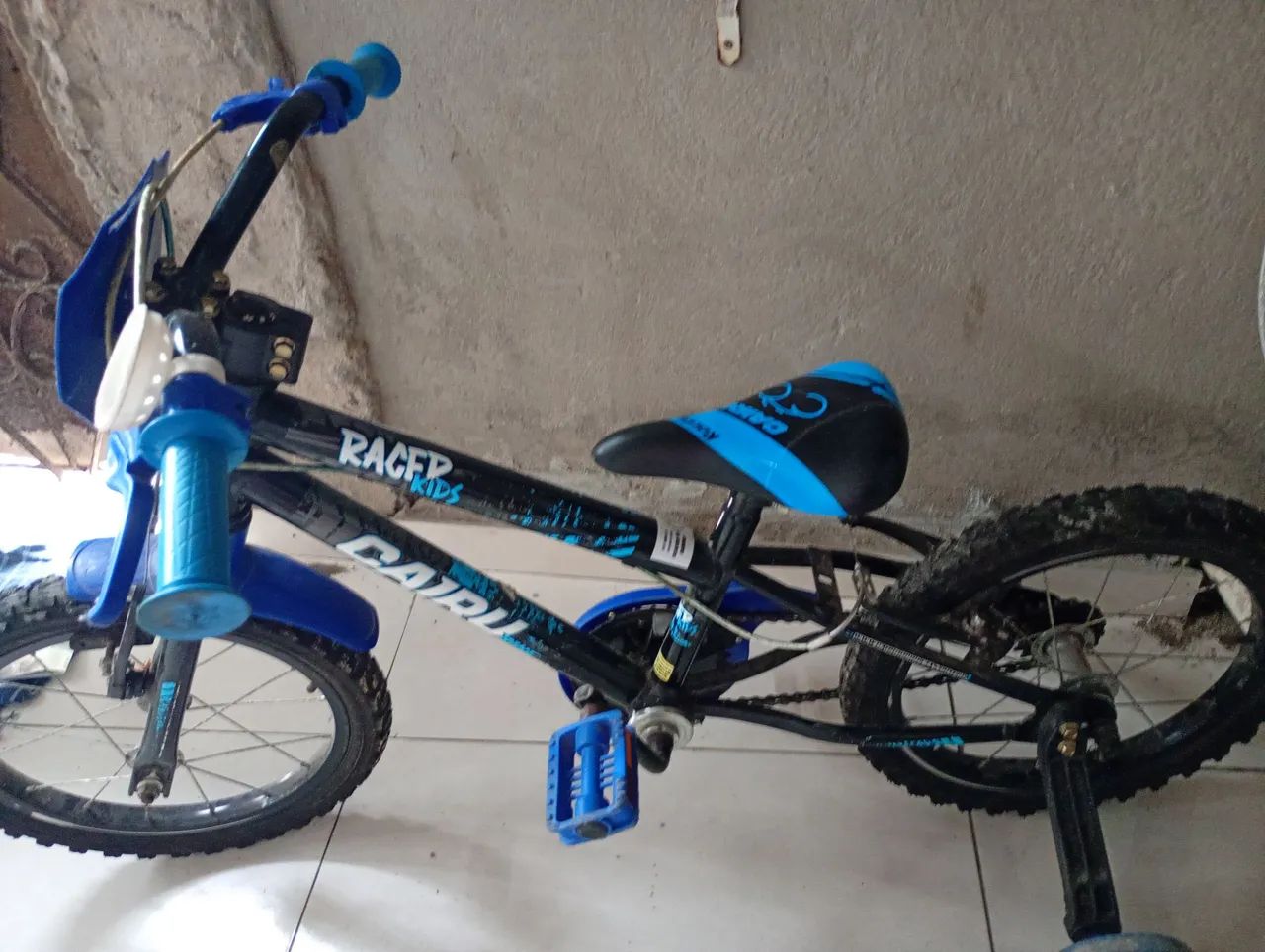 Bicicleta semi nova 